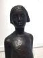 Hanne Varming: "Karen Margrethe", 1976. Figur af mørkt patineret bronze. H. 114 cm.