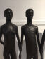Hanne Varming: "De 5", Figurgruppe af mørktpatineret bronze. Sign. Hanne Varming, 1991. Udf. i 3 eks. 1991. H. 104. B. 105.