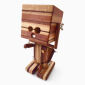 "Robot", stor bordlampe af reclaimed wood. Bevægelig arme, krop og hoved. H. 37. Sign. på messingplakette: Martin Godsk Handcrafted
