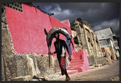 Signeret UNIKA foto, "Streets of Mogadishu".